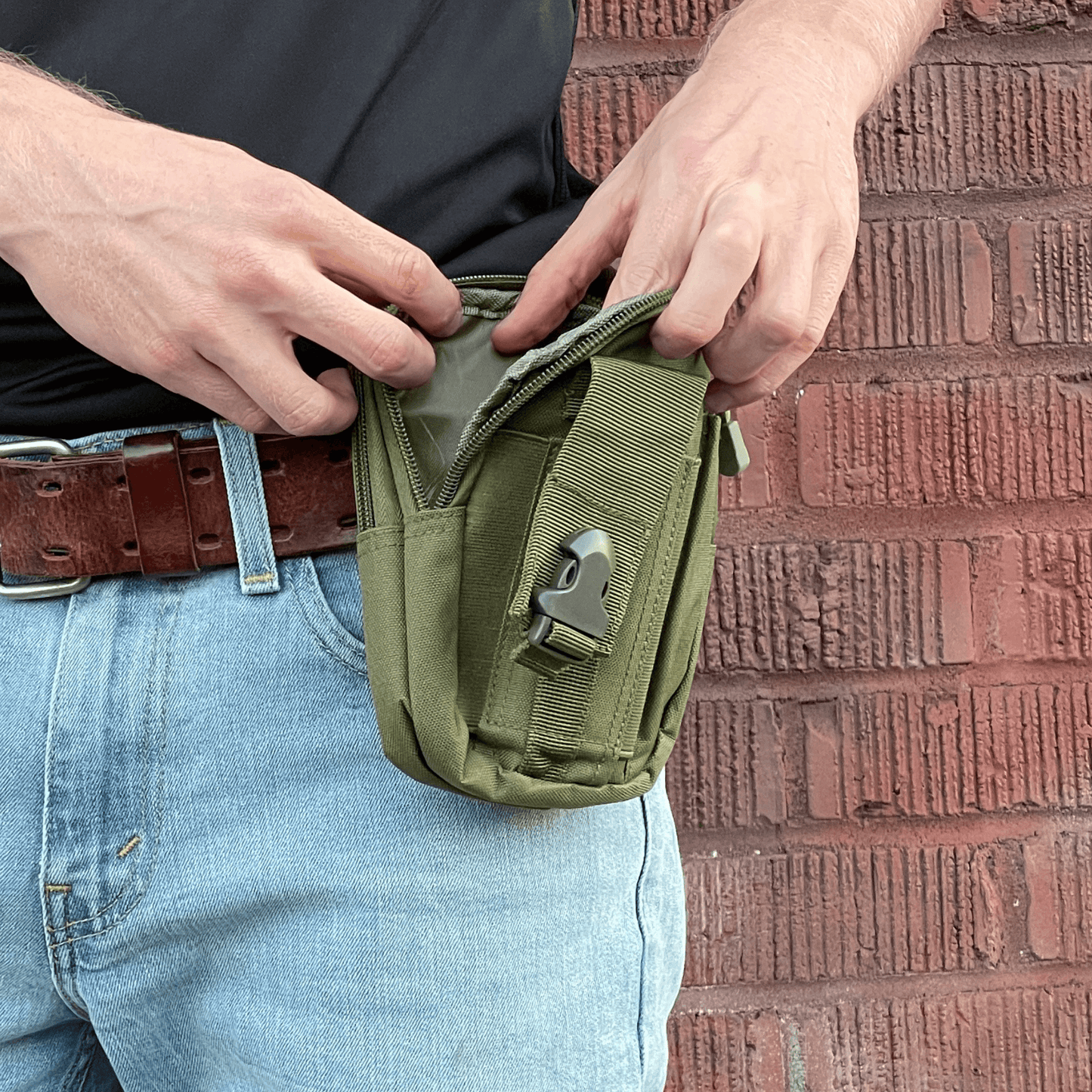 Tactical MOLLE Pouch & Waist Bag - Guardwolf