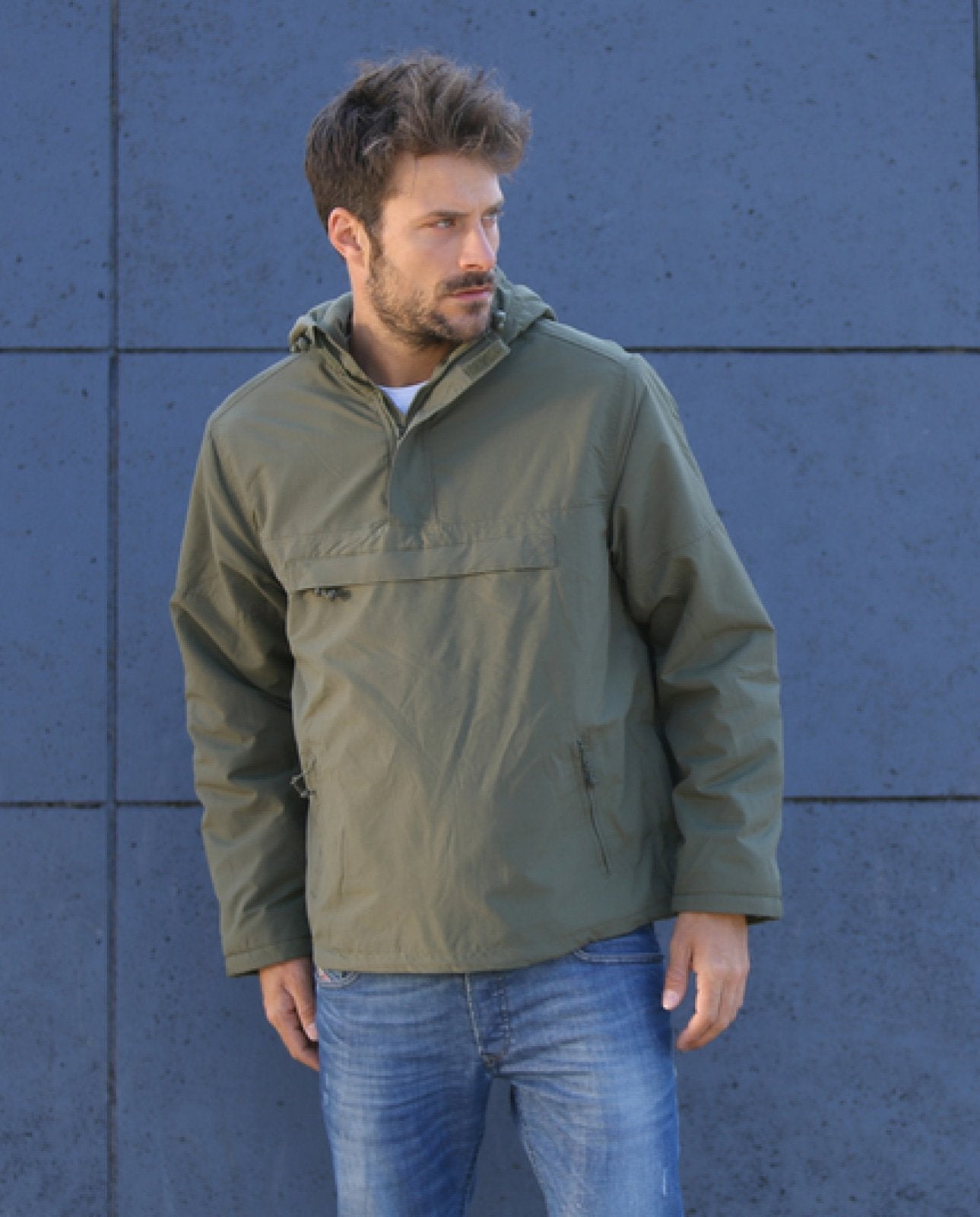 Standard Windbreaker Lightweight Weatherproof Jacket - Guardwolf